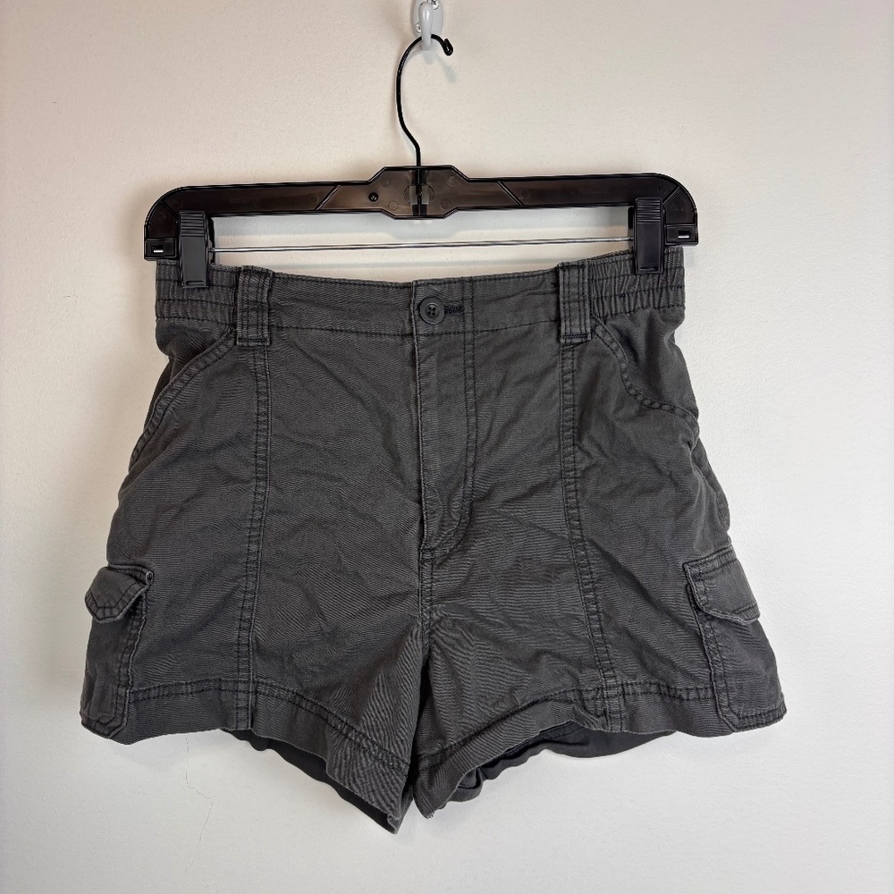 Hollister Ultra High Rise Mom Short Grey